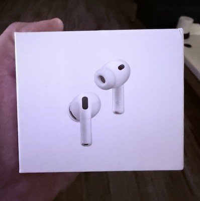 NEW Sealed Pro 3rd generation Wireless In-Ear Bluetooth ActiveNoiseCancellation